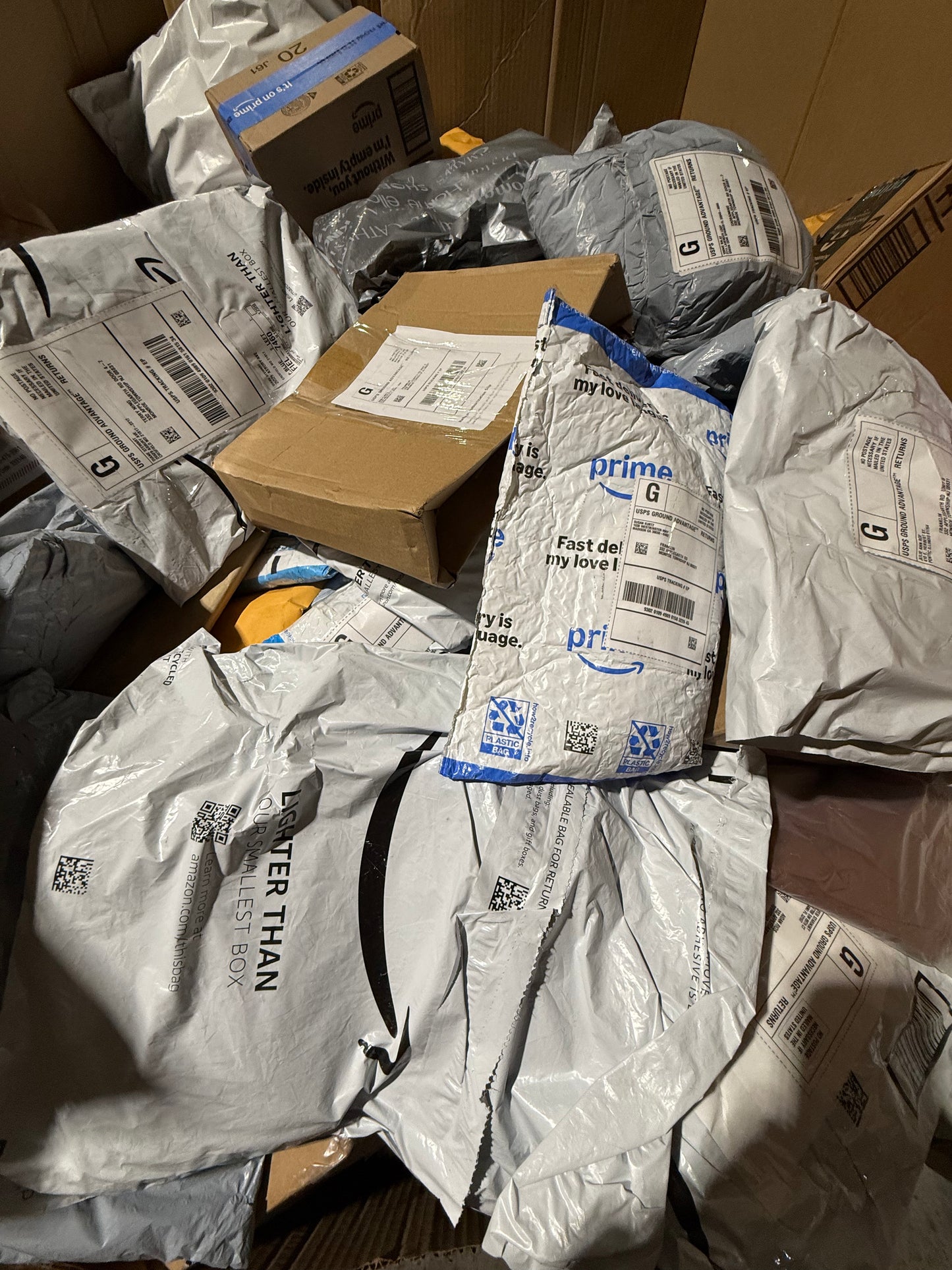 Mystery Mail Pallet – Internet Famous. Insanely Fun. Free Shipping!
